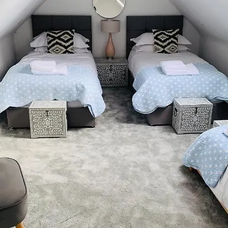 The Mews Cottage, With Parking, Apartament *