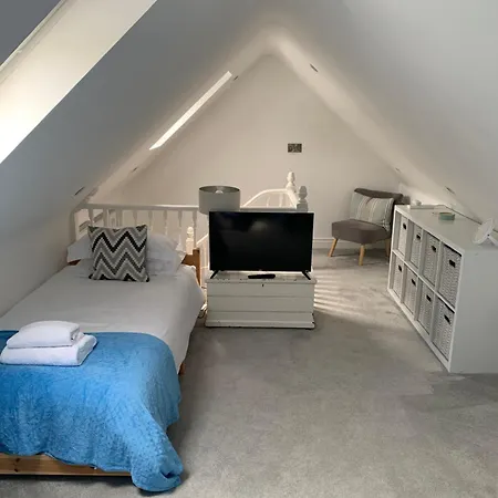 Appartement The Mews Cottage, With Parking,